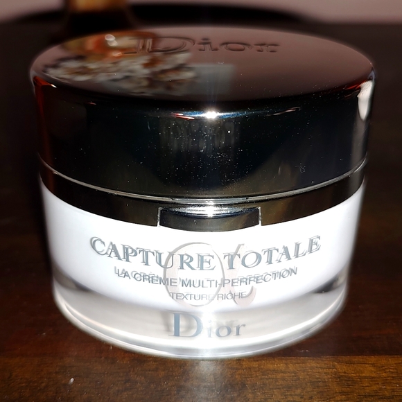 Dior Other - Dior Capture Totale La Creme Texture Riche Multi-Perfection, NWT